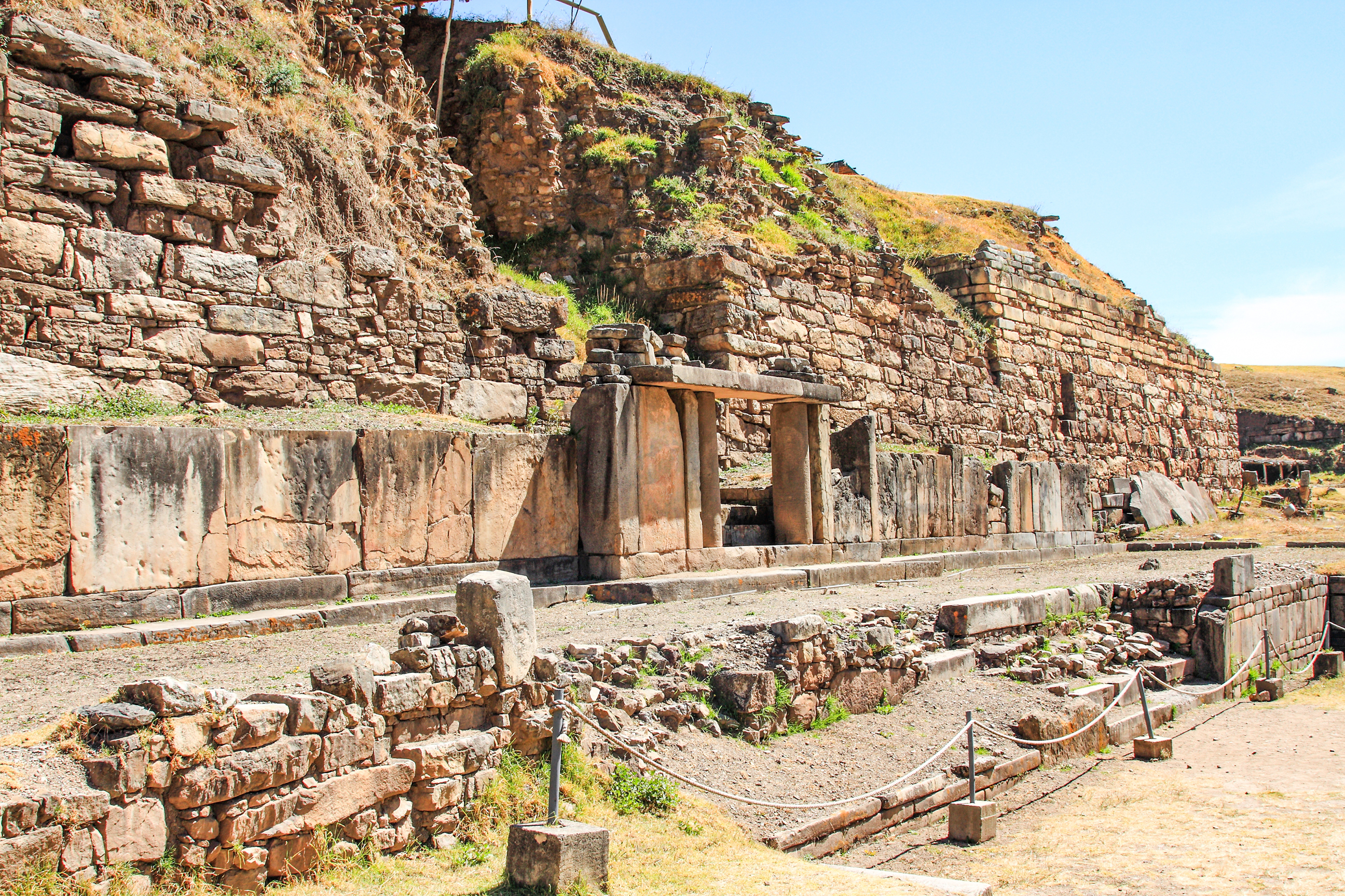 Gawk at 5000-year-old Chavin Architecture