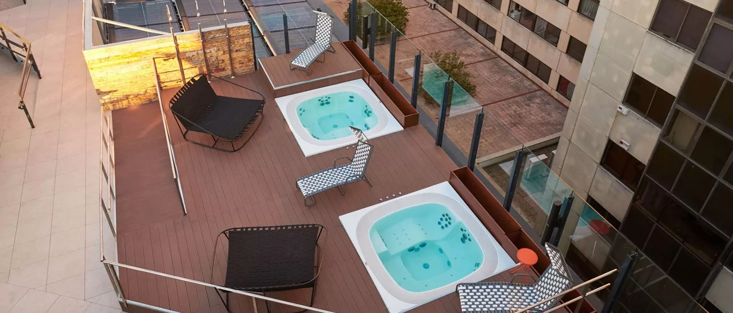 Generator Hostel Pool