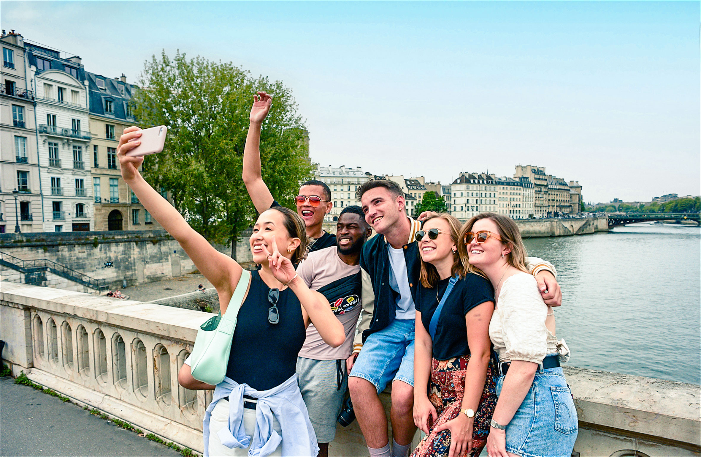 European Whirl Tour 2025 (19 Days, 8 Countries) Contiki US