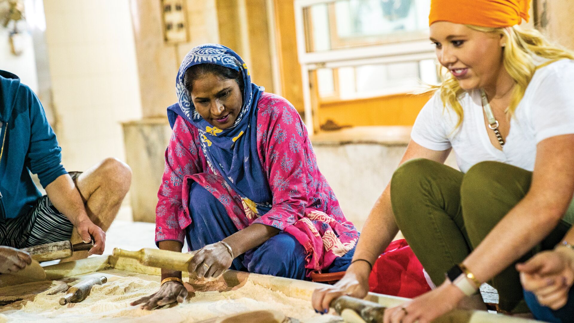 India Traveller Cooking With Local