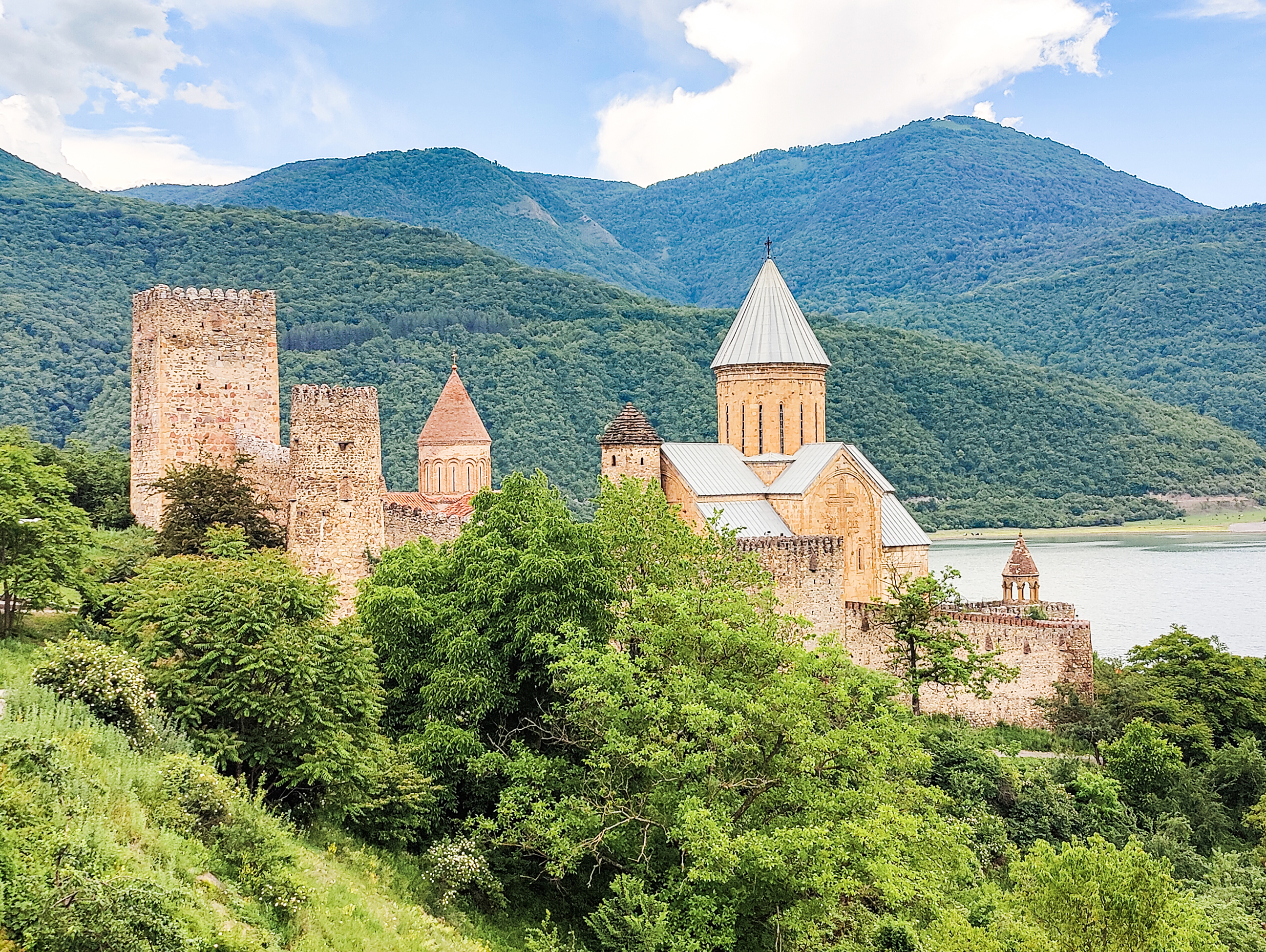 Visit the Ananuri Fortress