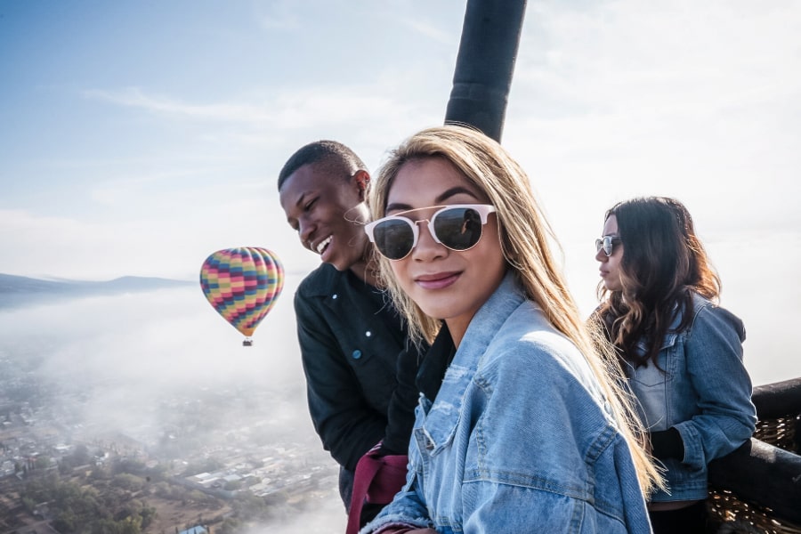 Contiki travellers on a hot air balloon in Mexico