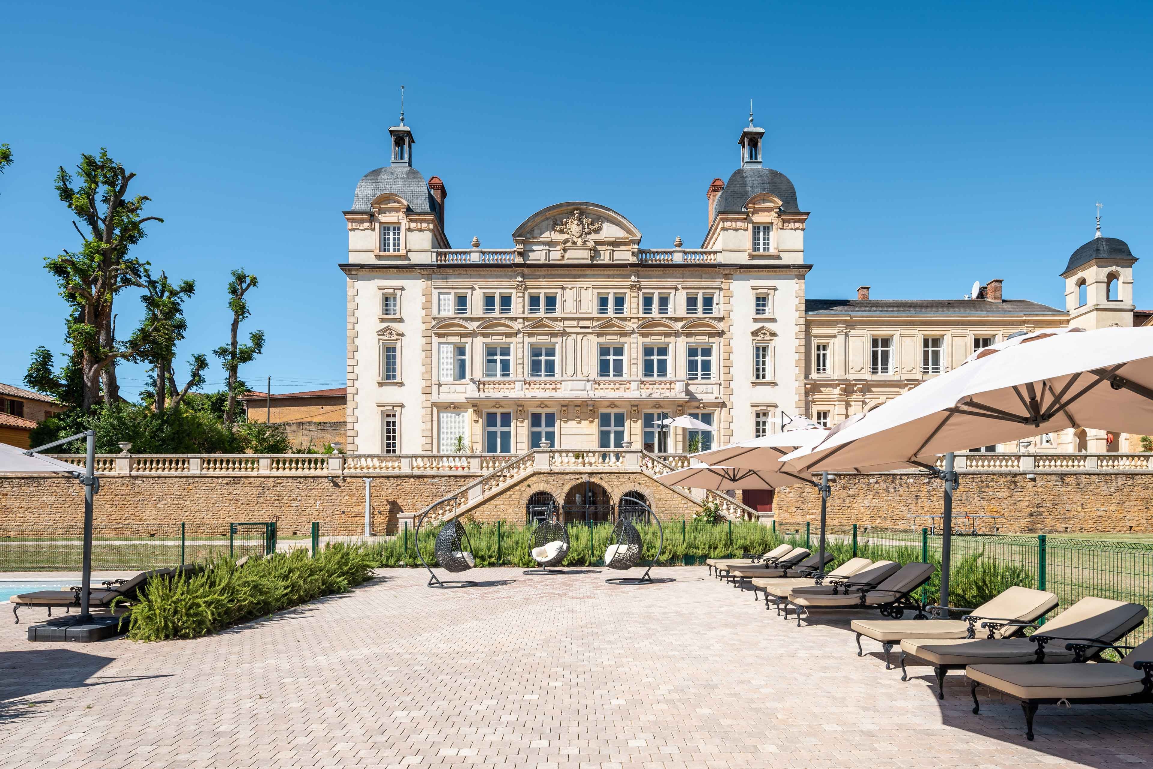 Chateau Contiki