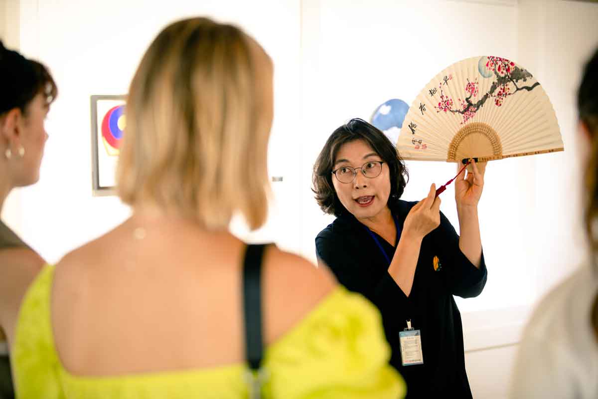 Tour Guide Travellers South Korea