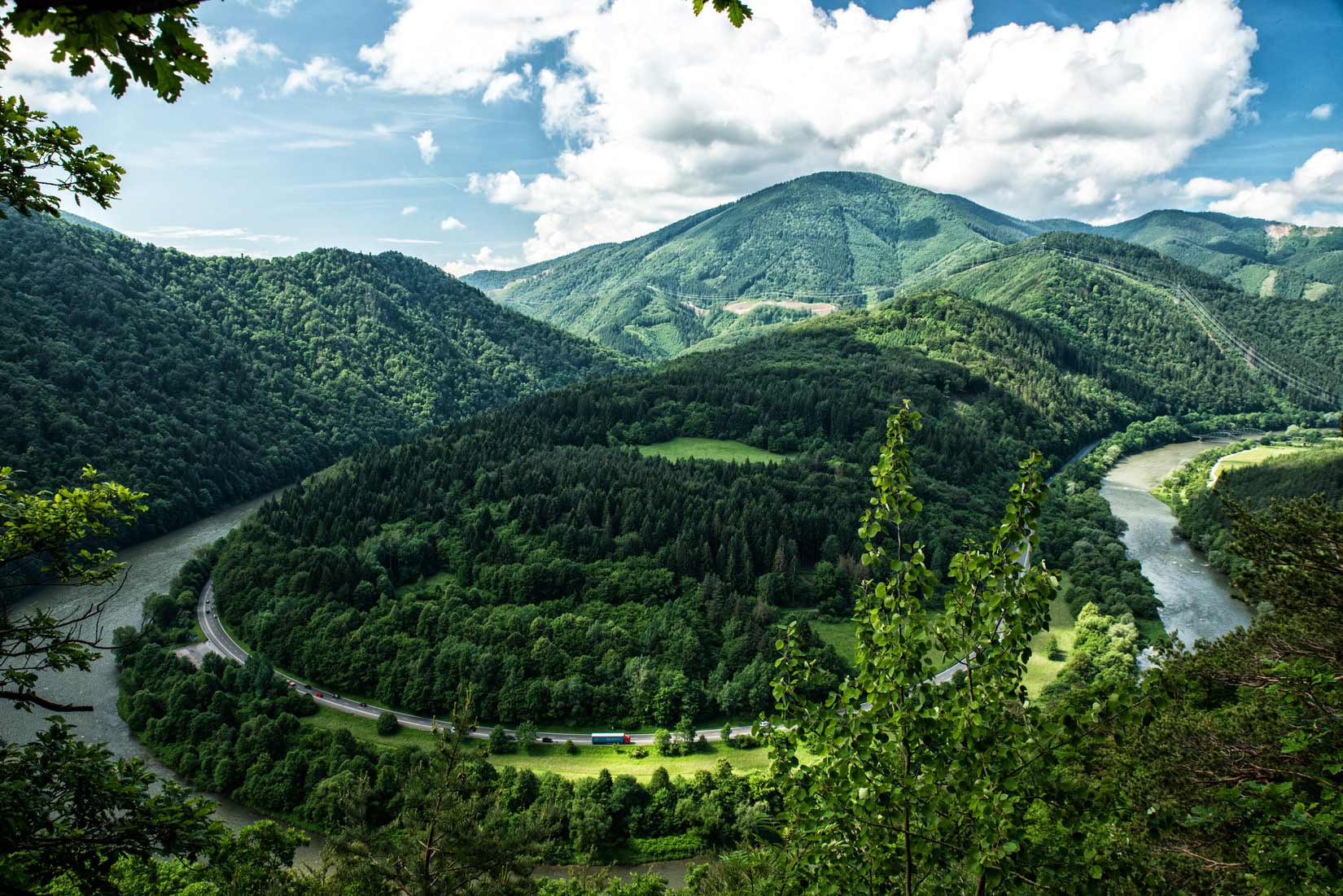 slovakia-trips-travel-guide.jpg