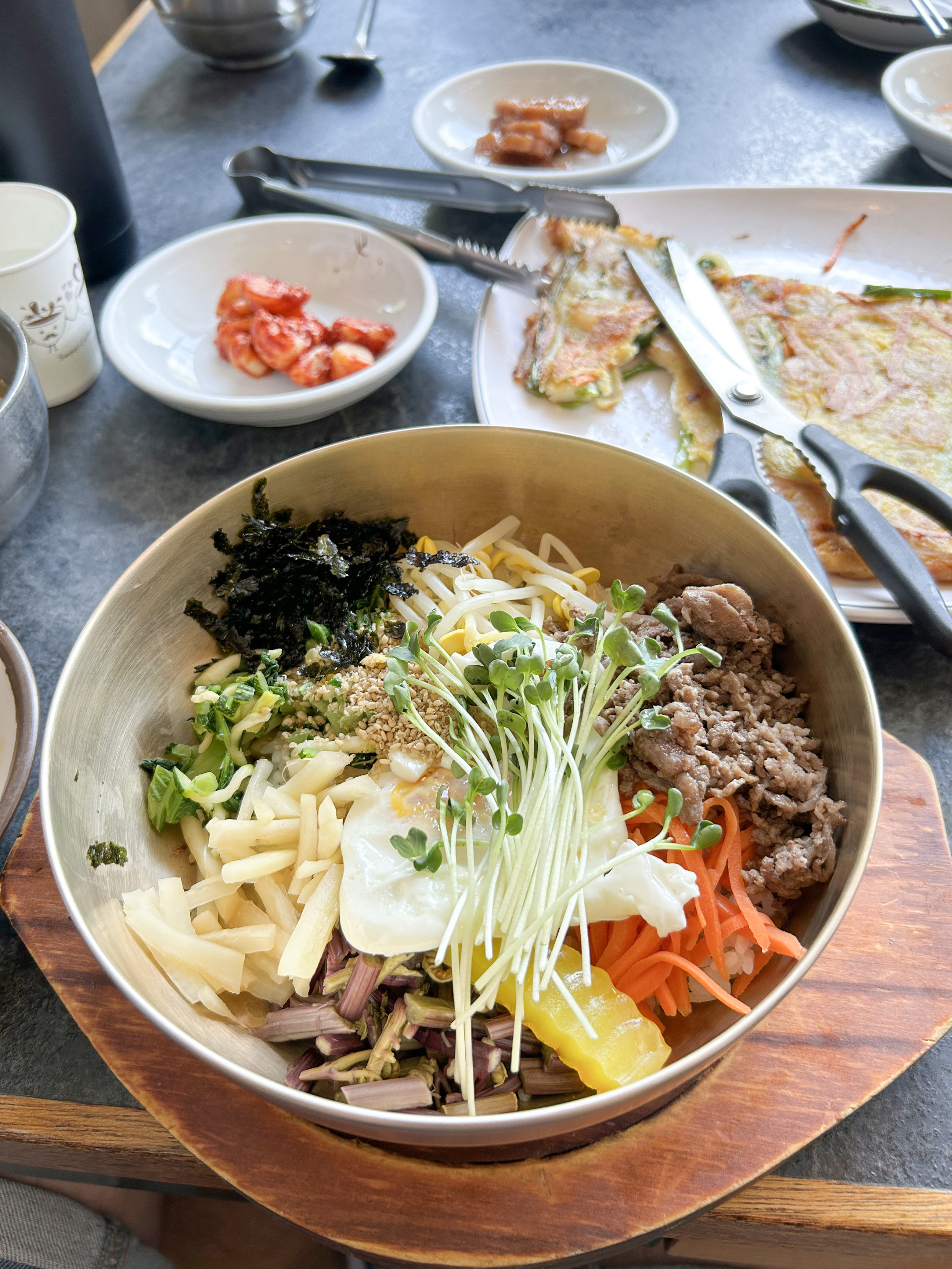 Enjoy a Traditional Korean Lunch