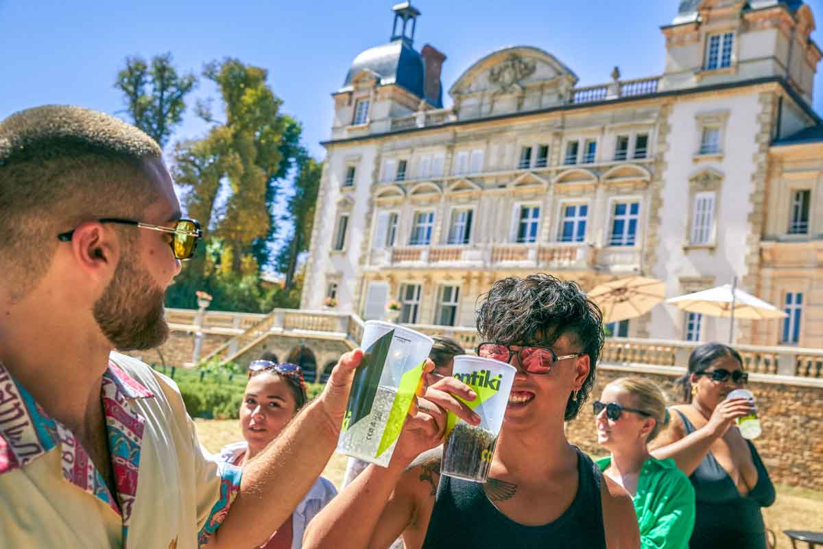 Cocktail Party At The Chateau