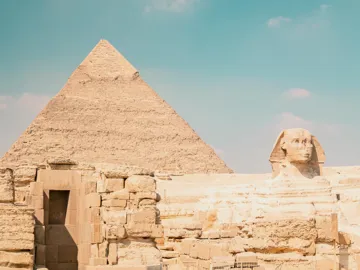 Great Sphinx and Pyramid of Khafre in Giza on a Contiki Egypt and Nile trip