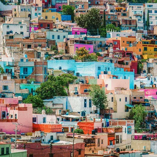 Colourful hillside homes in Guanajuato, Mexico - Contiki Mexico Grande Tour