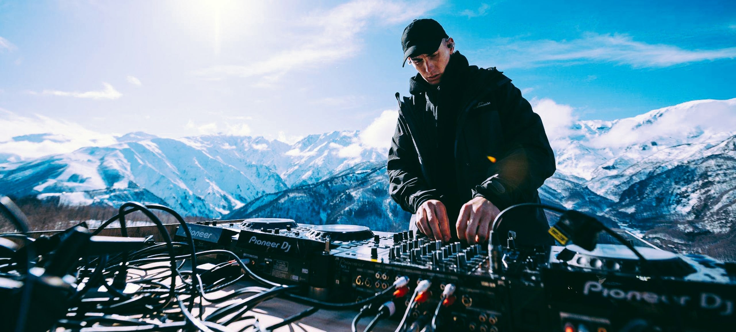 festivals-travel-styles-hero.jpg
