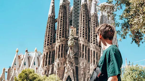 Cultural Experiences a traveller in Barcelona, Spain
