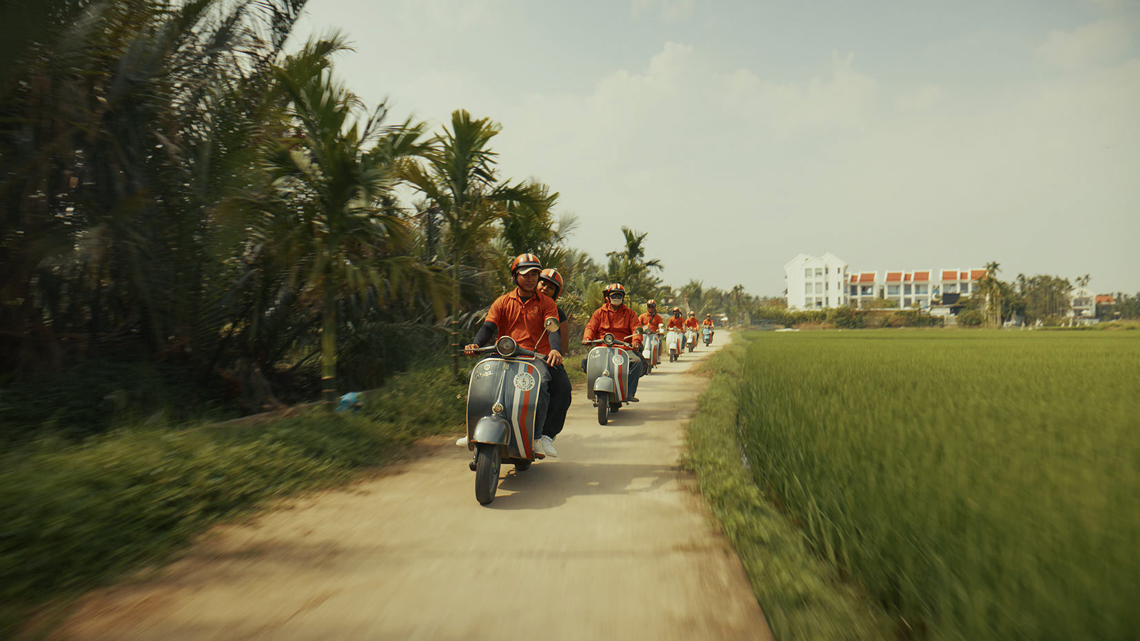 Vespa Countryside Tour