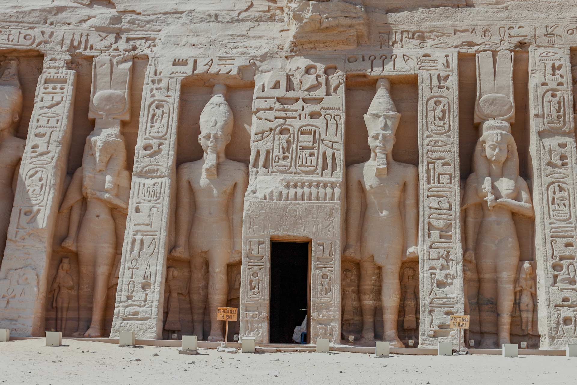 contiki tours egypt