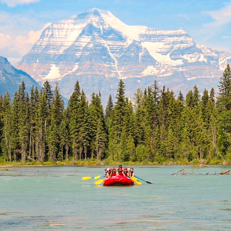 Travellers rafting at Mt Robson, British Columbia, Canada