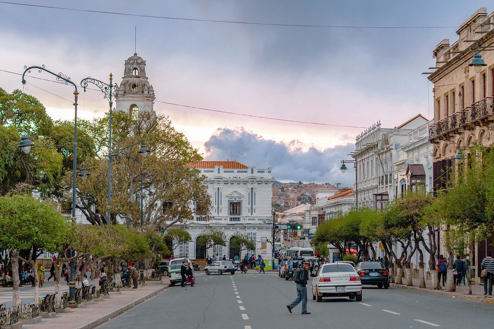 Discover Sucre on foot