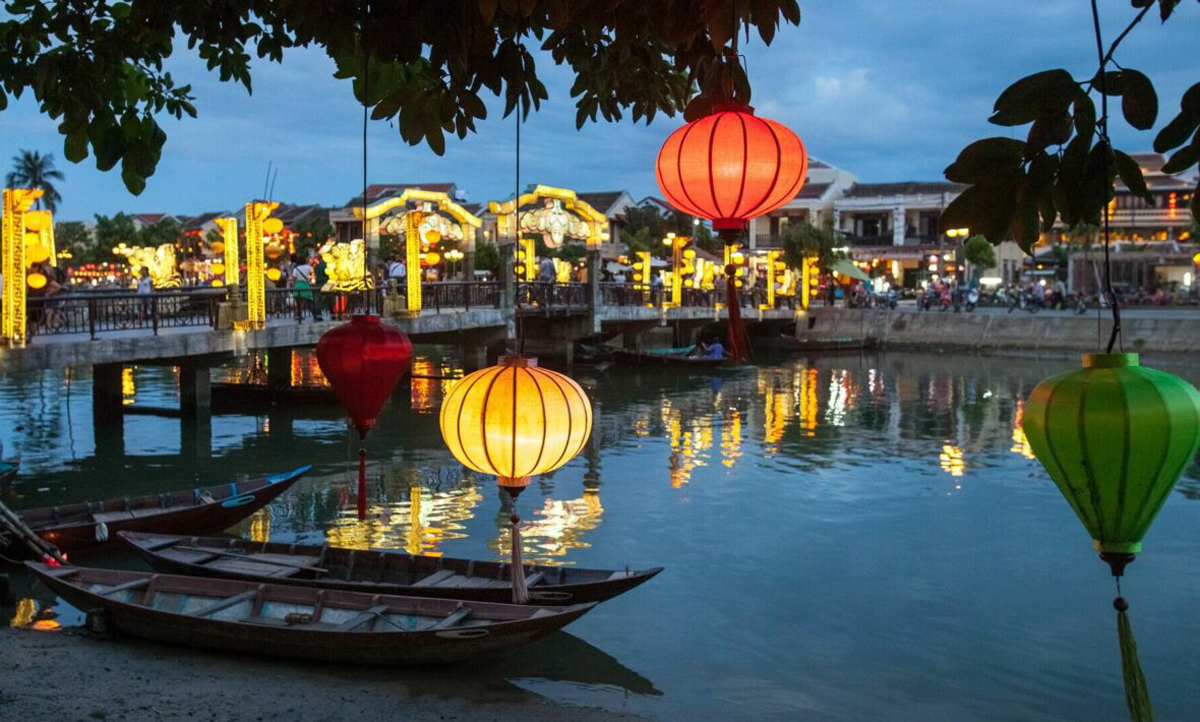 Large Thu Bon River At Dusk Hoi An Vietnam