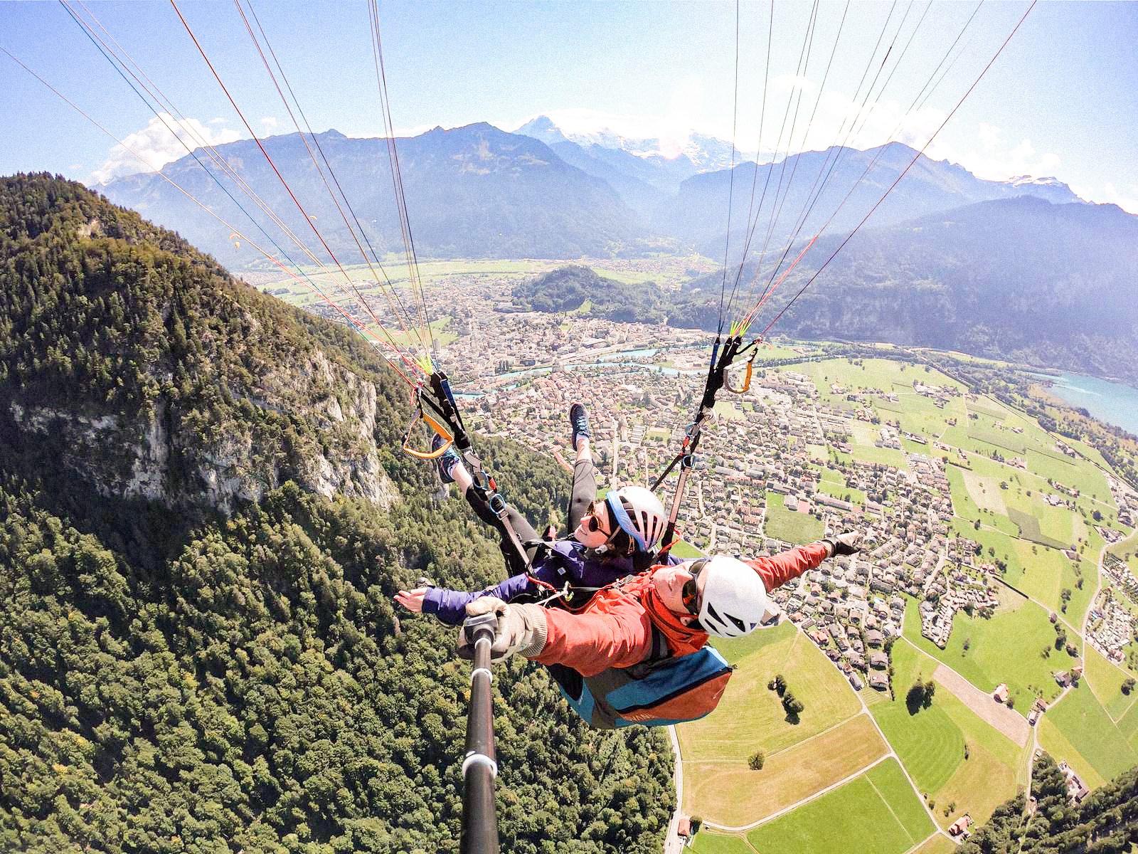 swiss-paragliding-interlaken-switzerland.jpg