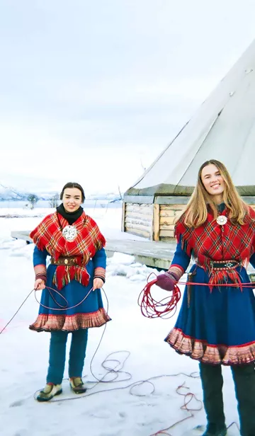Meet The Sami People Snow Reindeer Norway