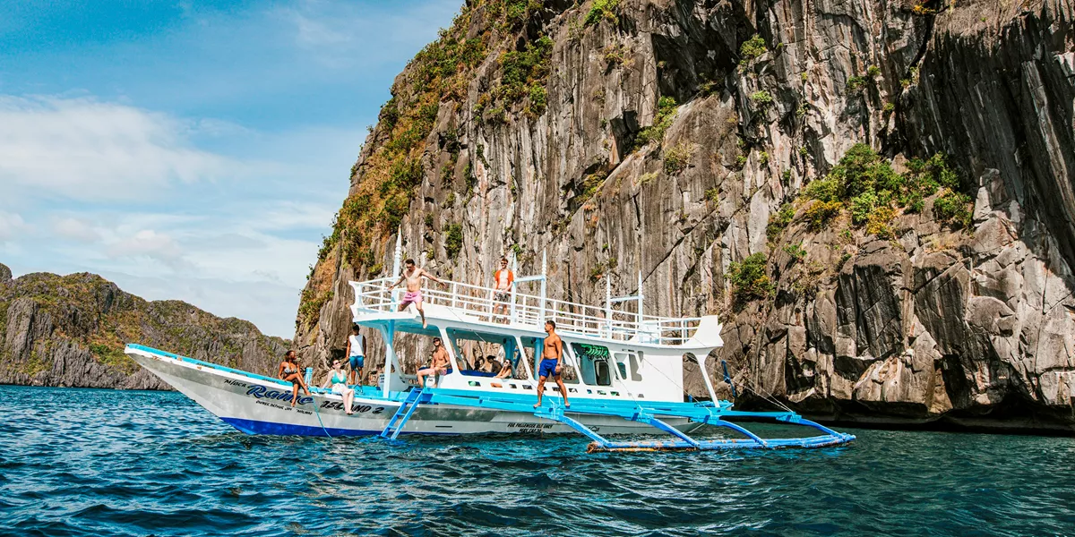 Philippines Island Hopping with Expedition Trip