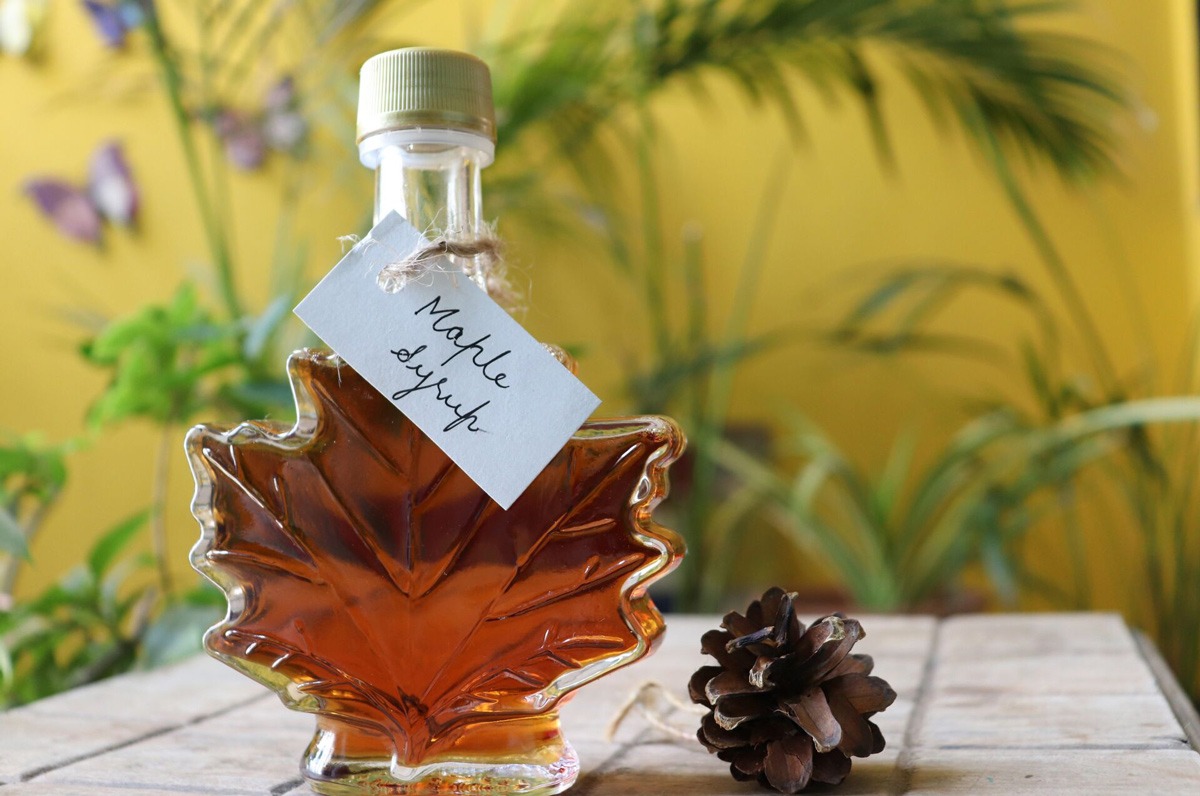 Mapple syrup leaf bottle in Canada.