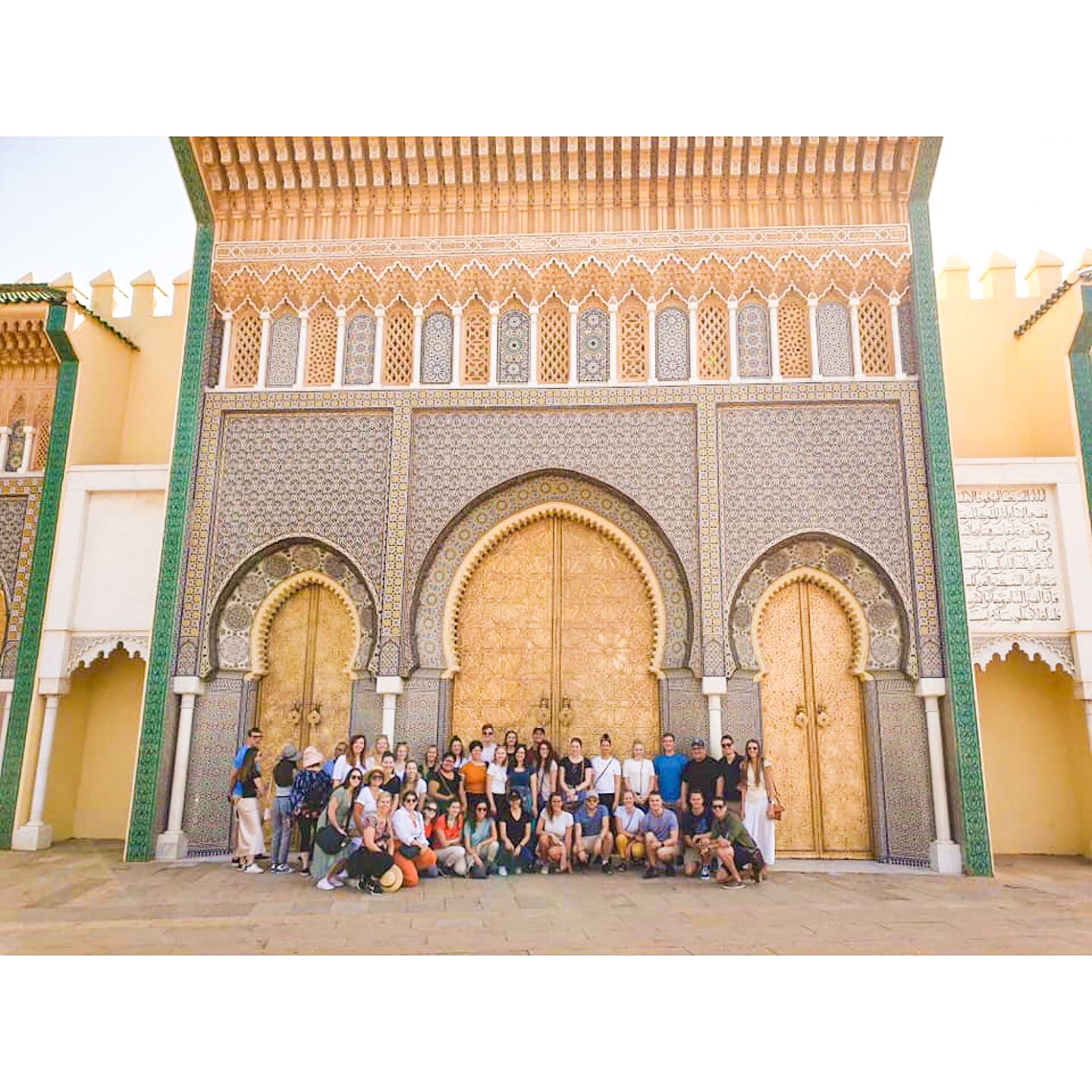 Tour Fes with a local guide
