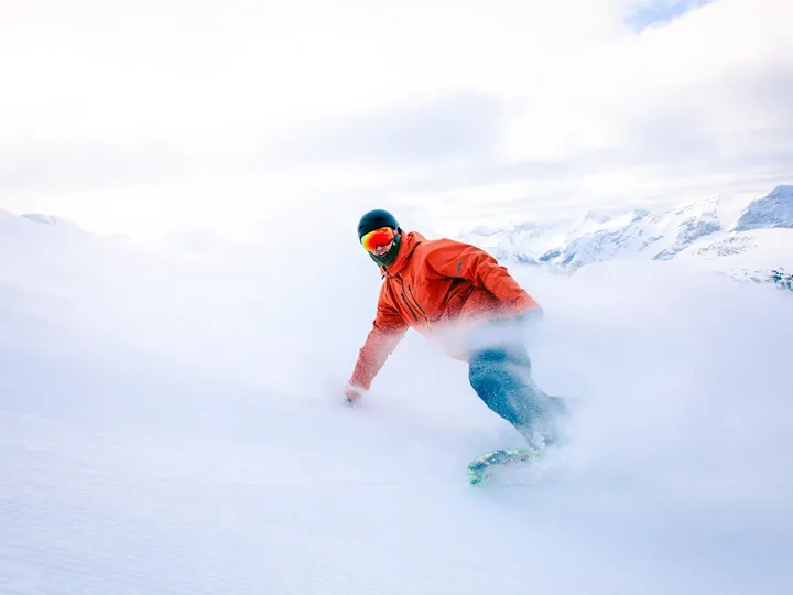 imgi_93_person-skiing-snow.jpeg