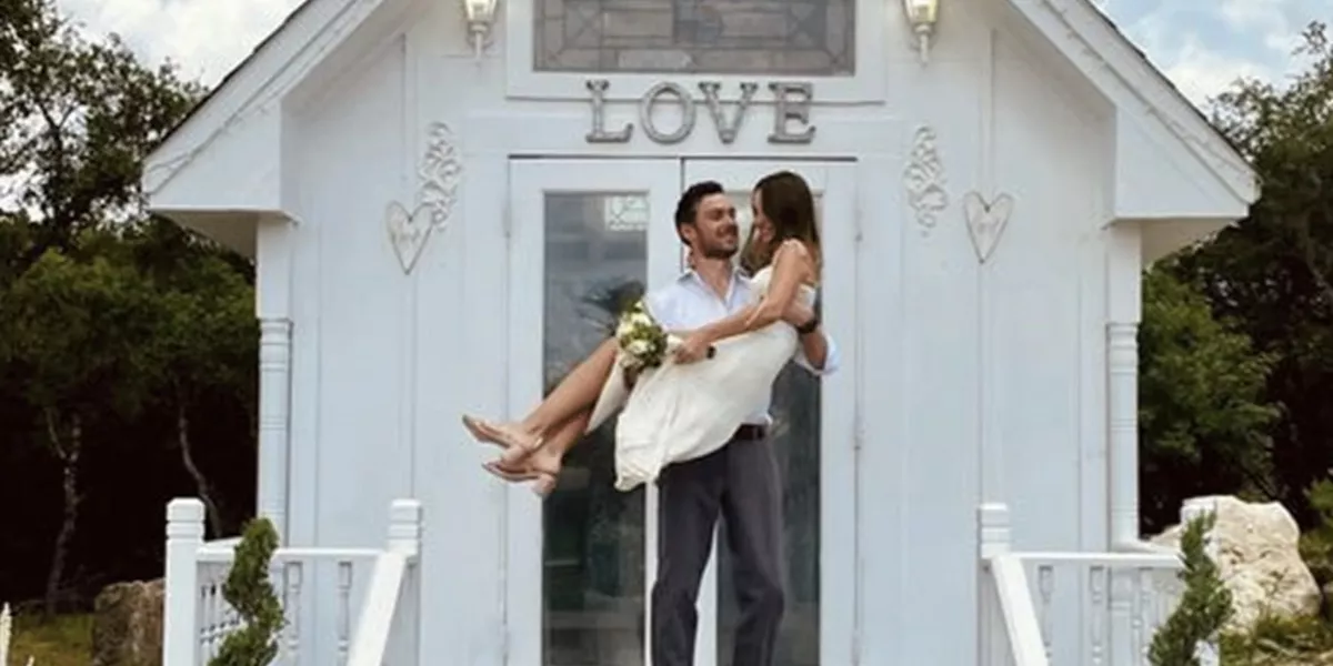 Contiki Six Two 01 Min