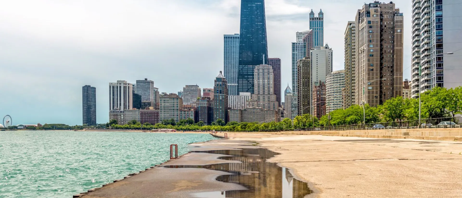 Beach and skyline with skyscrapers of Chicago, USA