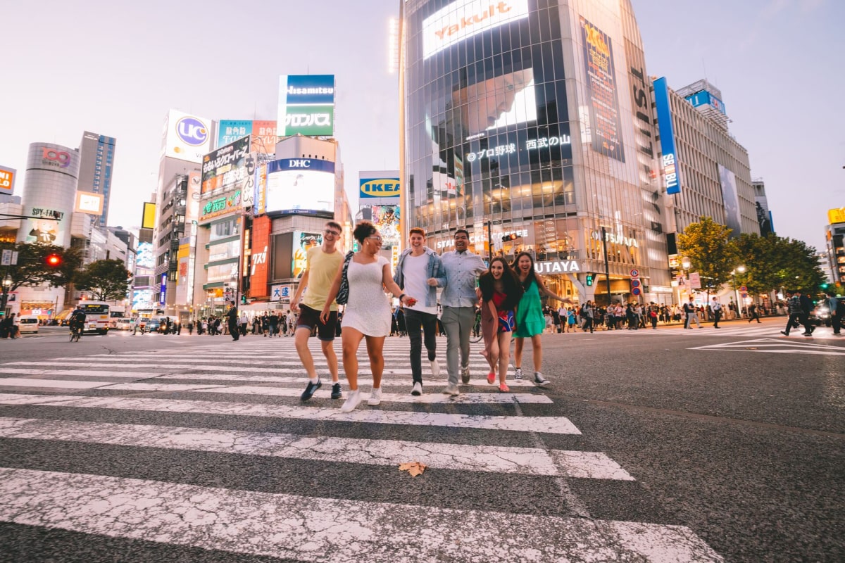Visit Harajuku And Shibuya With Contiki Min