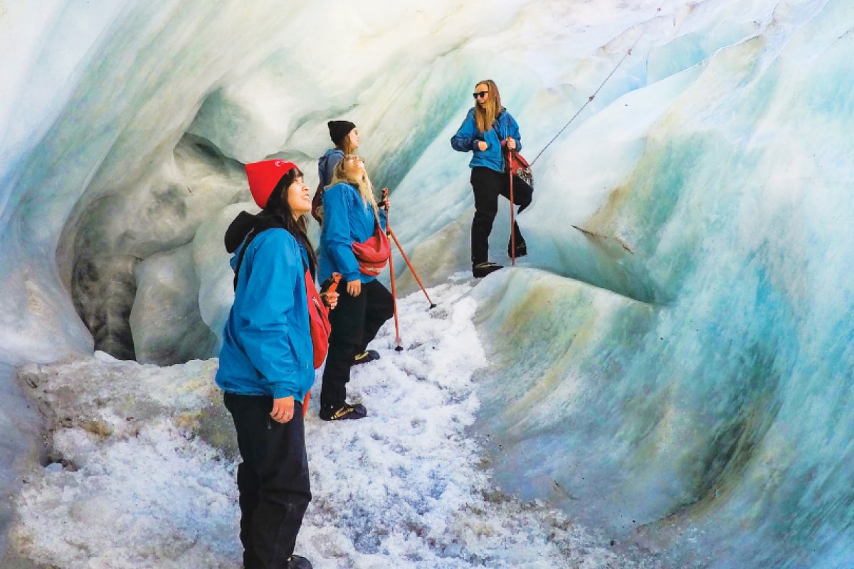 Visit New Zealand With Contiki Min