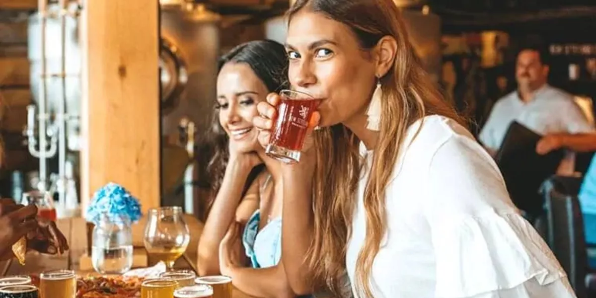  Smiling Women Tasting Beer in Brewery