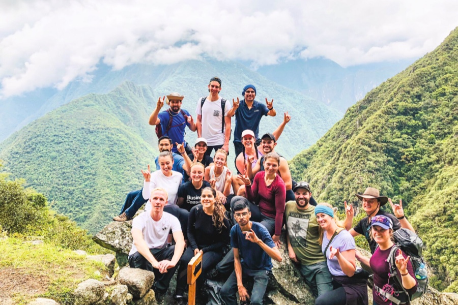 Contiki travellers on a Inca trail