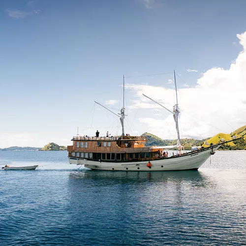 Komodo and Flores Sail