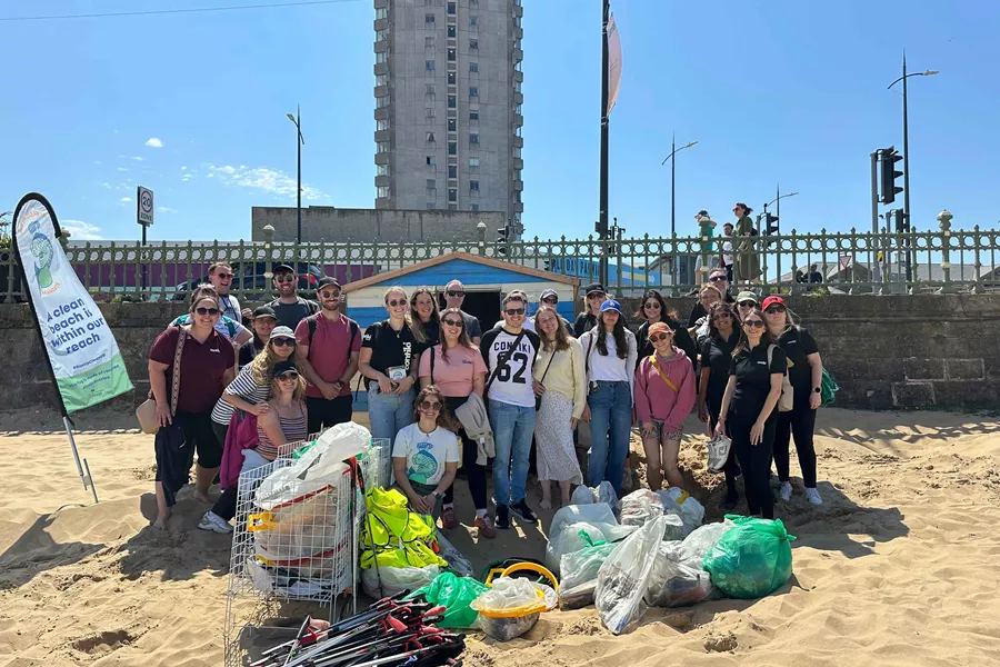 Contiki Beach Clean Up