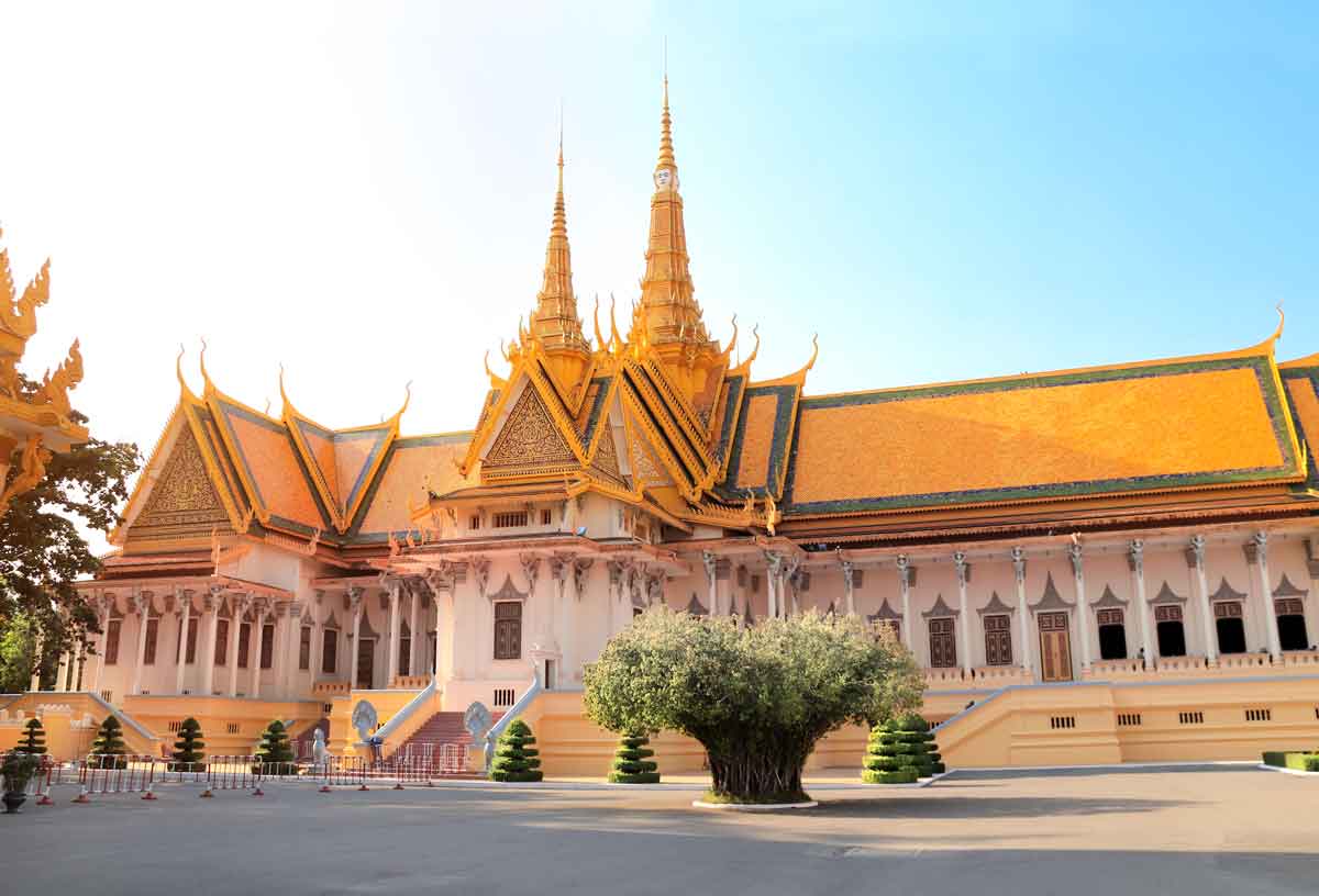 Temple of Emerald Buddha Royal Palace in Phnom