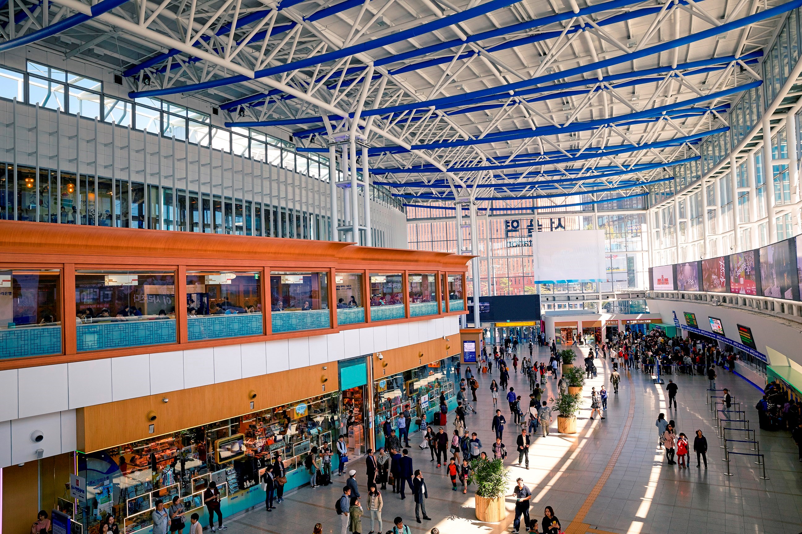 Take the High Speed Train from Seoul to Busan