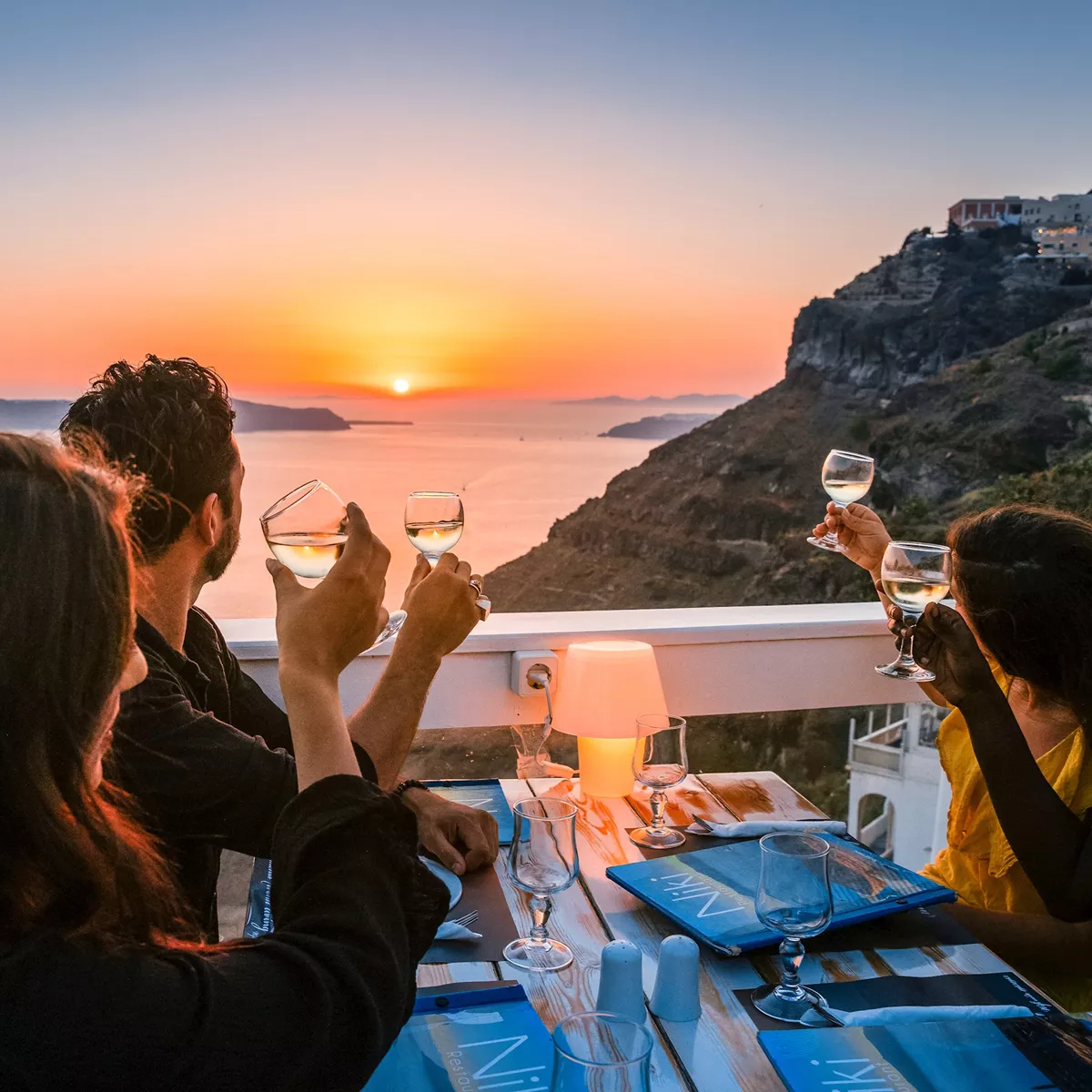 Spotlight on Greece & Athens to Santorini Plus Trip