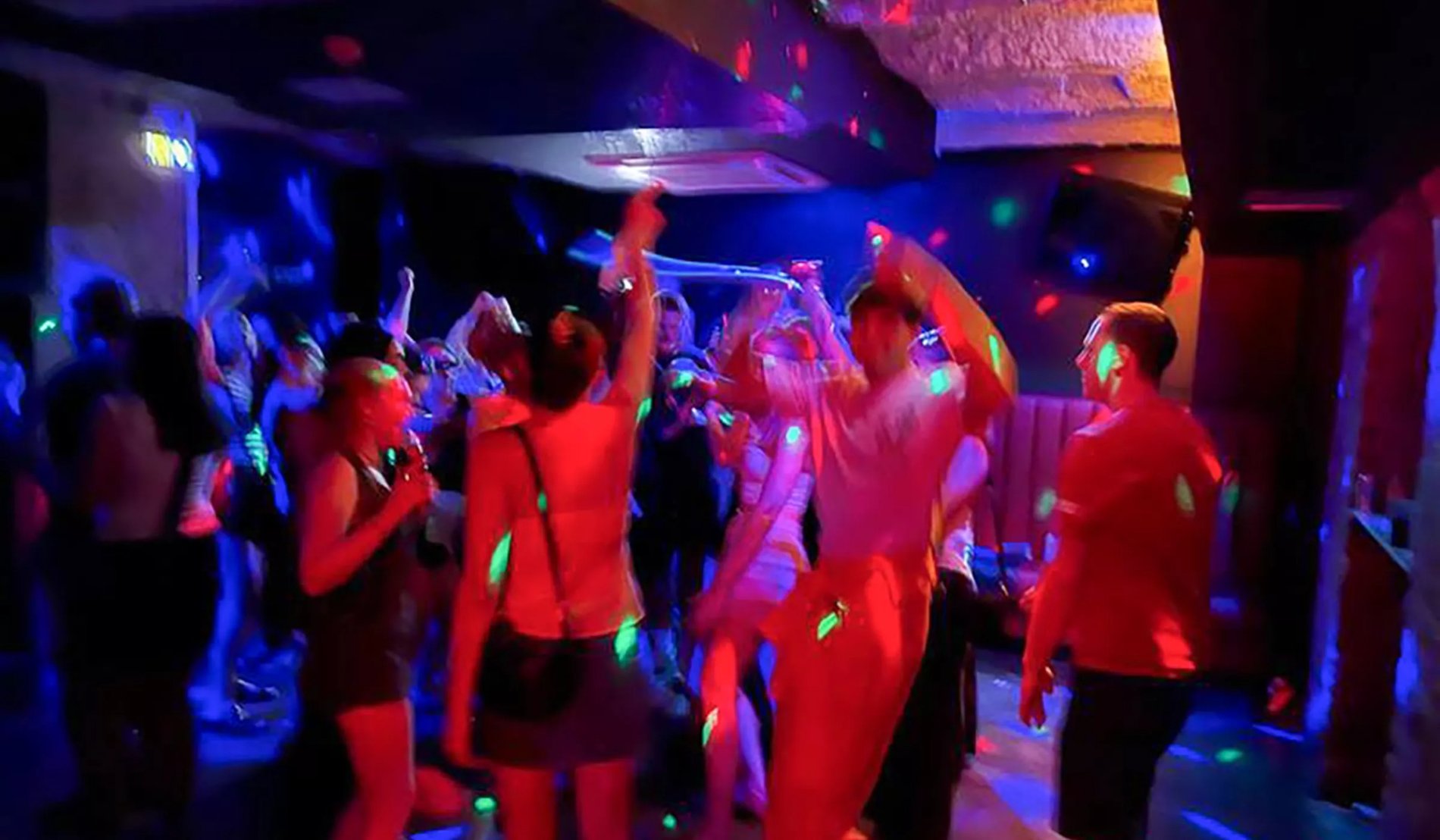 Dance At La Cave Chateau France