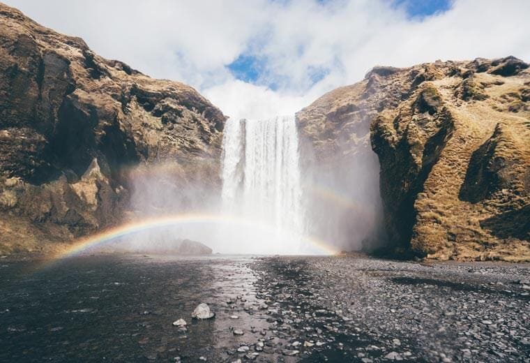 Iceland Tours & Trips 2025 / 2025 Contiki US