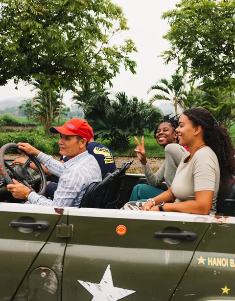 travellers in vietnam
