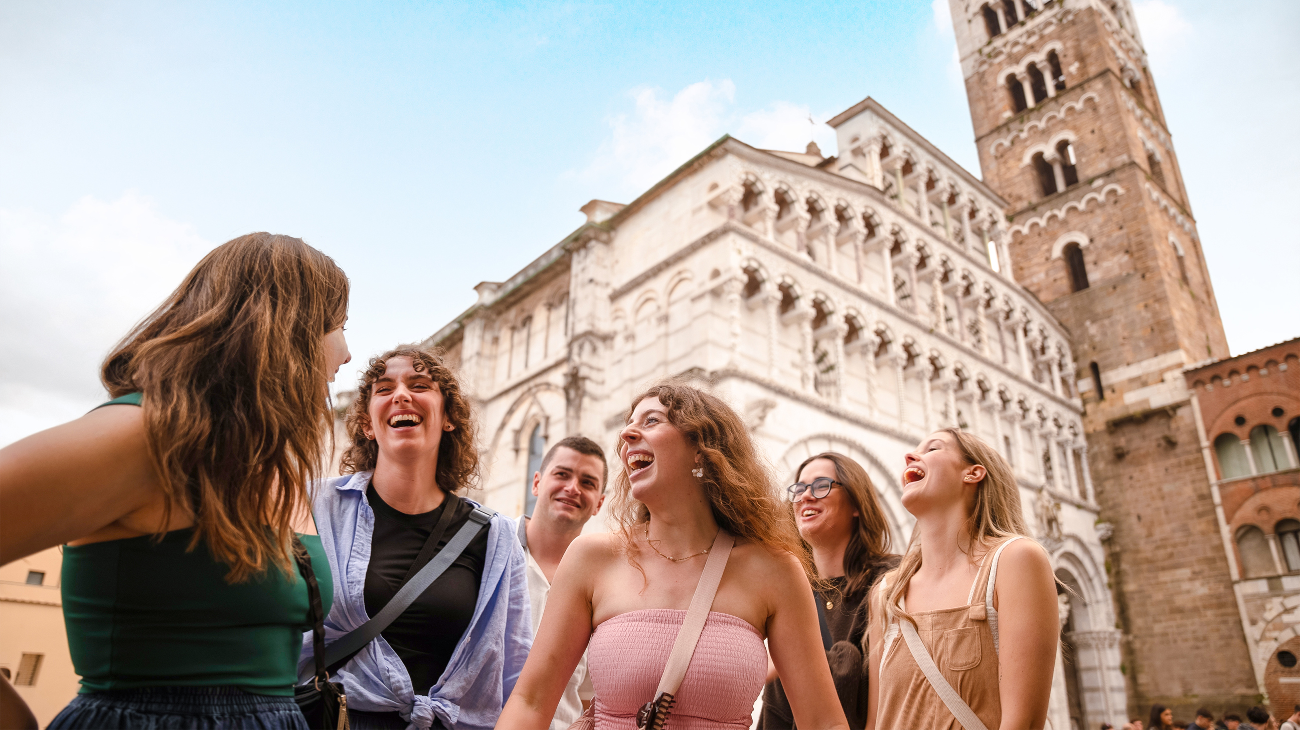 Explore Lucca 