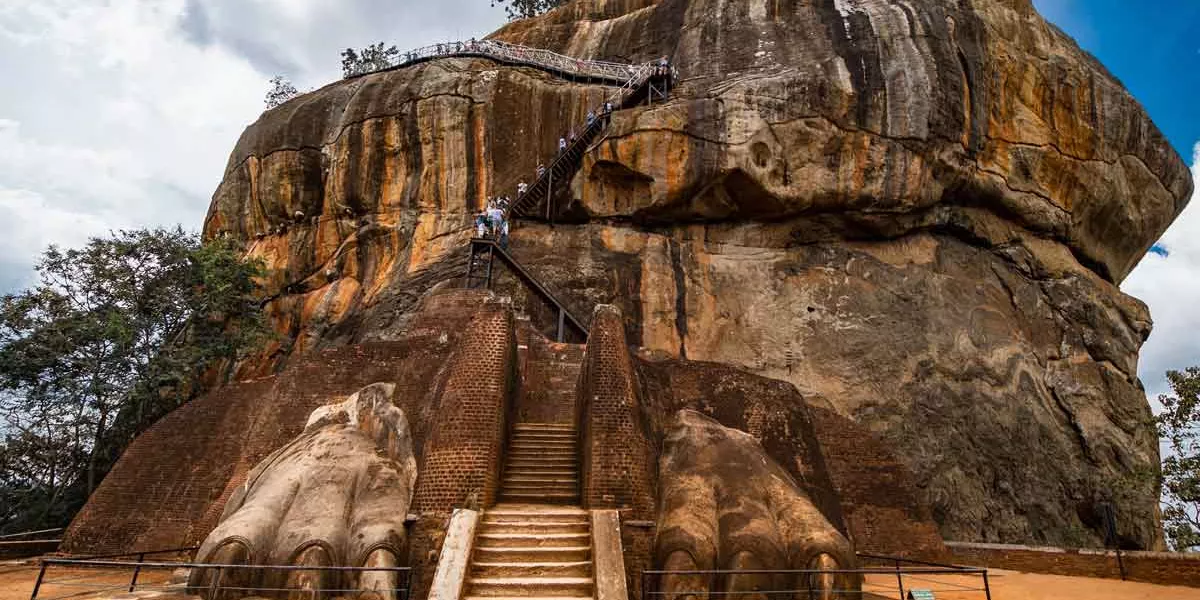 Larg Rock Sri Lanka Sigiriya