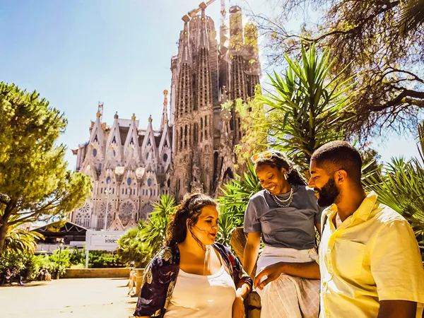Contiki Travellers Enjoung The Spain Barcelona In July