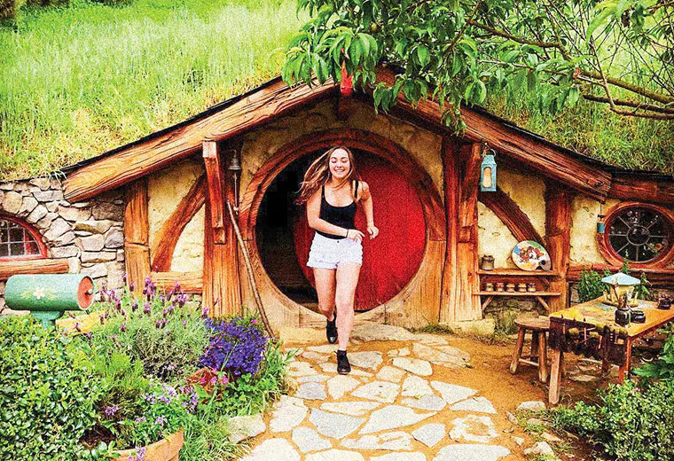Tourist visiting Hobbiton New Zealand