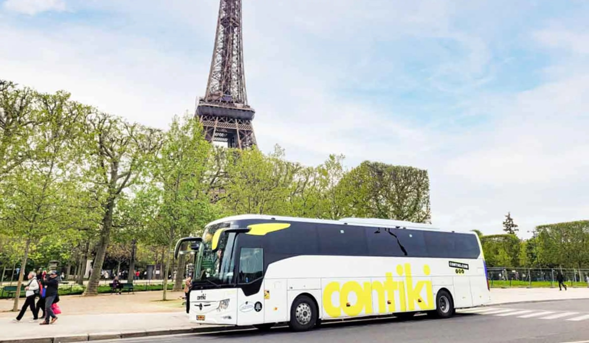 Contiki Coach In Front Of Effiel Tower Paris France