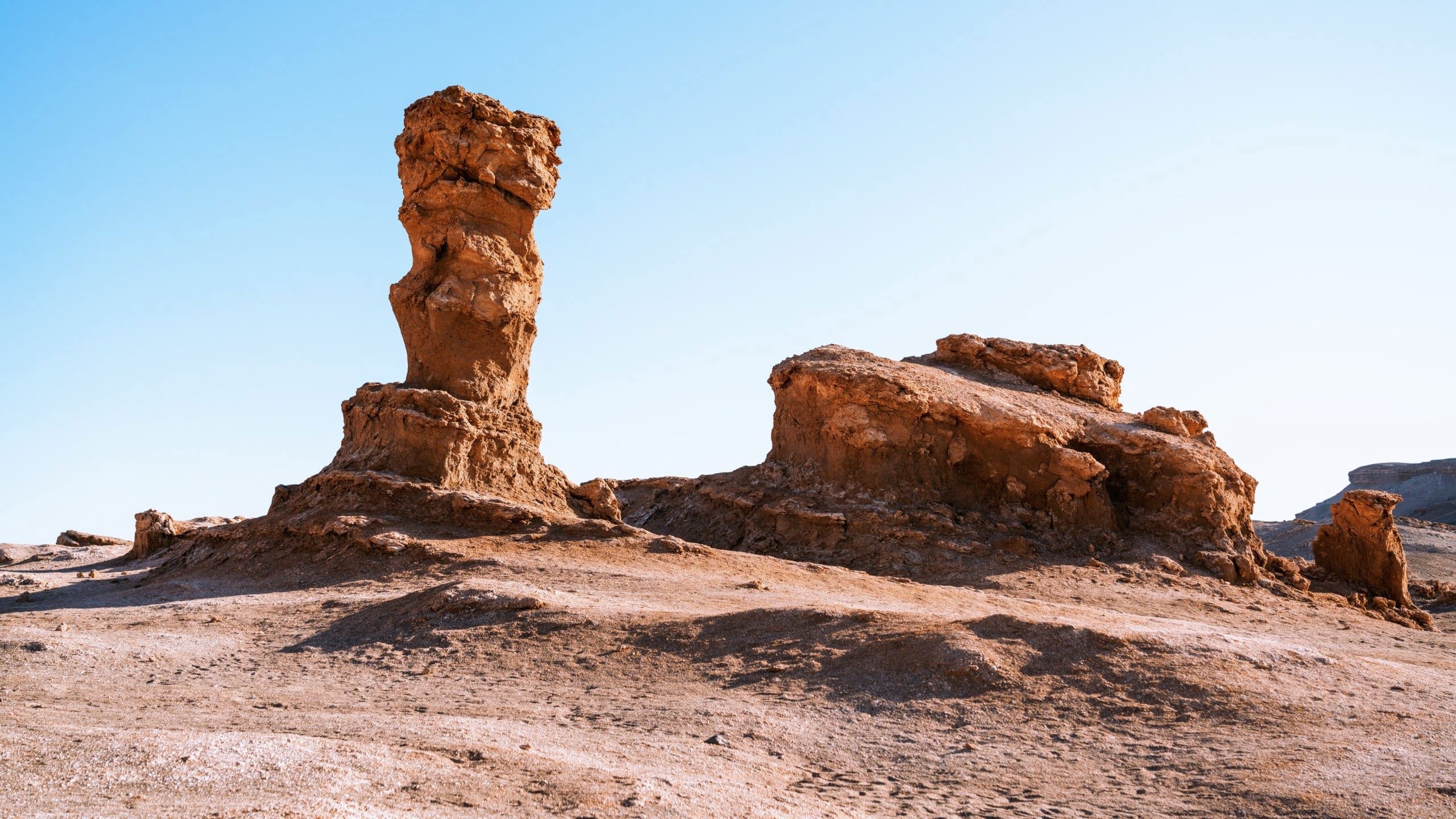 The iconic rock formations of Moon Valley (Valle de la Luna) in Chile's Atacama Desert, visited on Contiki's Cusco to Rio tour