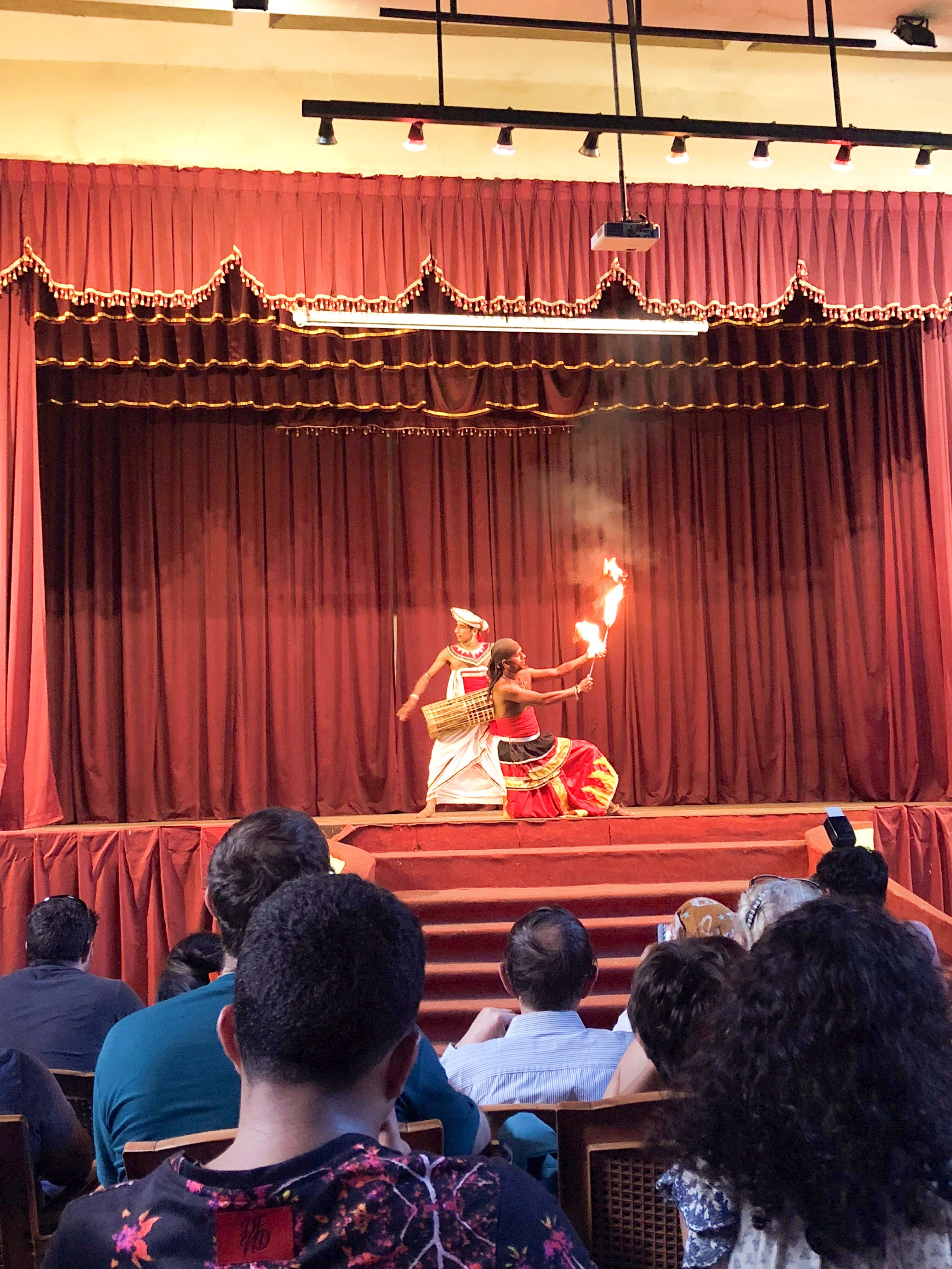 Watch a Kandyan Dance Show 