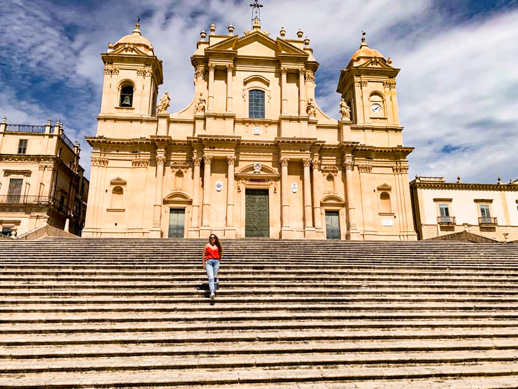  Visit Noto 