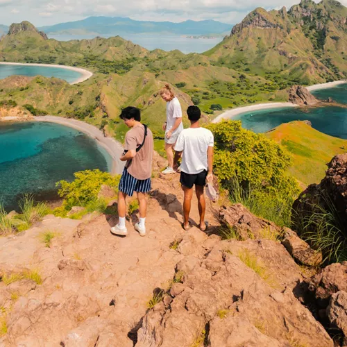 Indonesia Island Hopping Trip