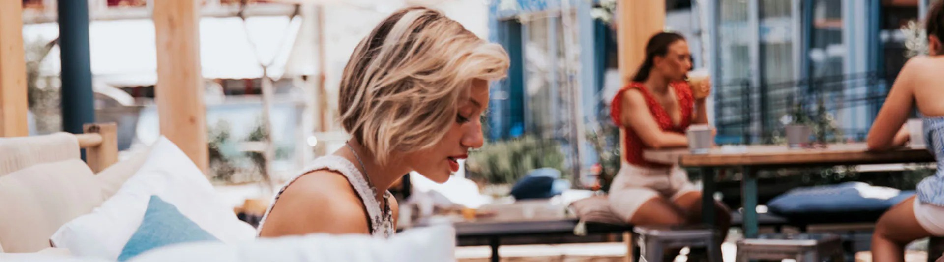Women sitting in the restaurant outside